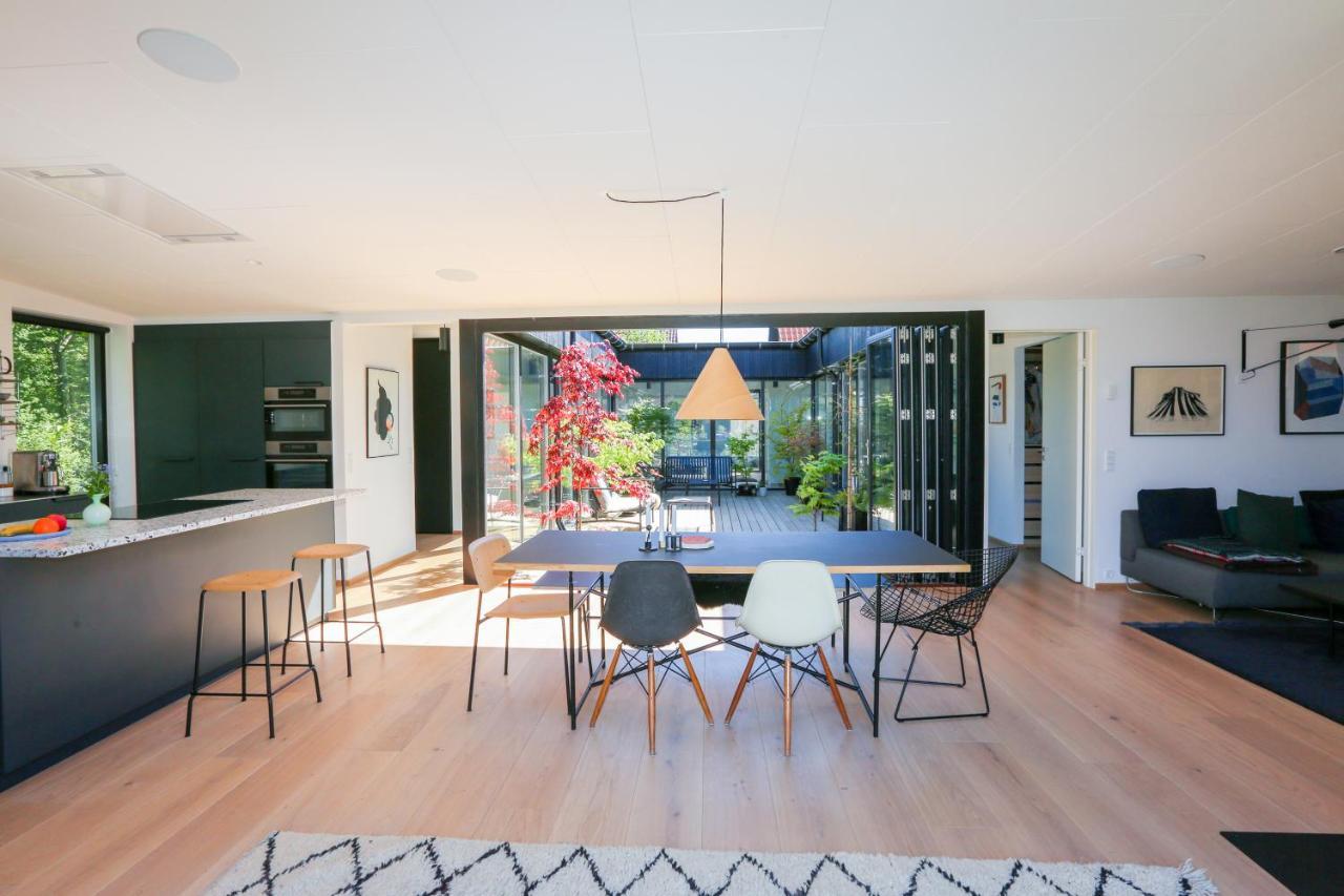 Вилла Modern Architecture Atrium House Копенгаген Экстерьер фото